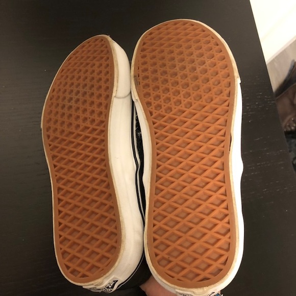 Gorgeous Vans size 8.5 - Picture 7 of 7